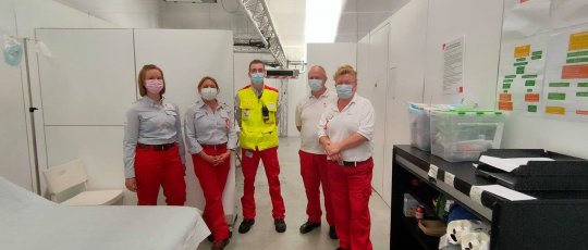 Onze vrijwilligers in de Hulppost van het vaccinatiecentrum!