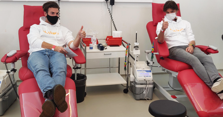 Oproep aan genezen, mannelijke COVID-19 patiënten: Koen Wauters en Joris Brys geven het goede voorbeeld