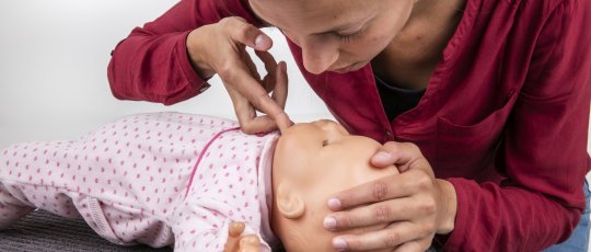 Download affiche 'Reanimeren van een baby'